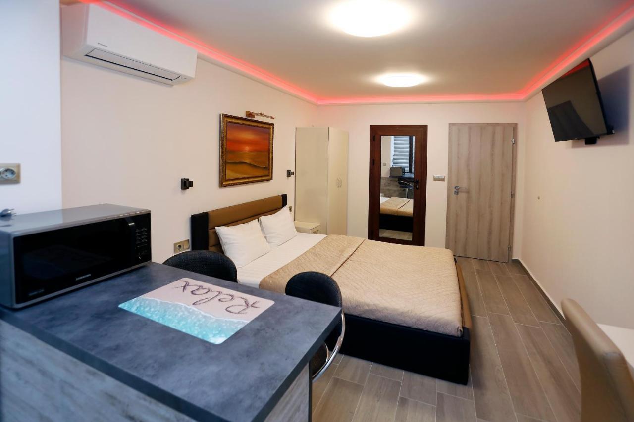 Deluxe 2 Studios City Center Burgas Extérieur photo