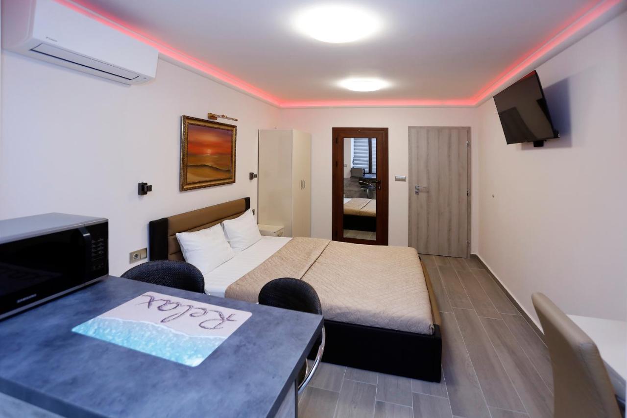 Deluxe 2 Studios City Center Burgas Extérieur photo