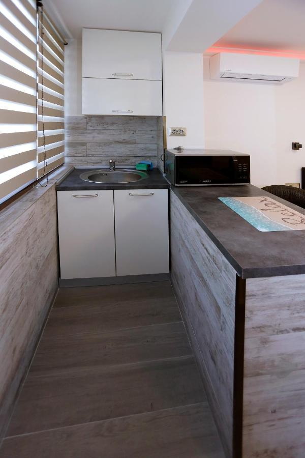 Deluxe 2 Studios City Center Burgas Extérieur photo
